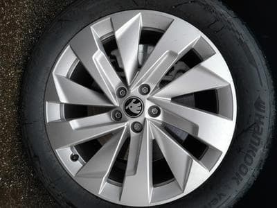 Skoda Kodiaq 2.0 TDI 142 kW 4x4 Selection (2026) - Photo 3