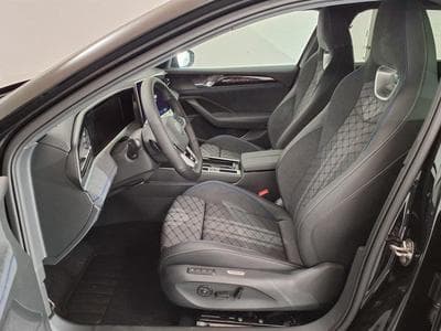 VW Passat Variant R-Line 2.0 TSI 7-Gang-DSG 4x4 (2025) - Photo 9