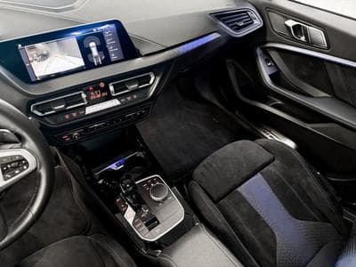 BMW M135 i xDrive AERO / SPORT SEATS / M PERFORMANCE (2022) - Photo 14