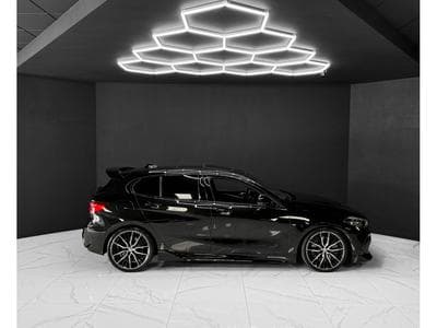 BMW M135 i xDrive AERO / SPORT SEATS / M PERFORMANCE (2022) - Photo 6