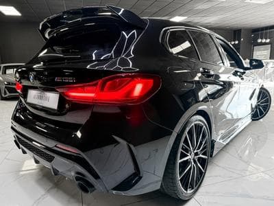 BMW M135 i xDrive AERO / SPORT SEATS / M PERFORMANCE (2022) - Photo 9