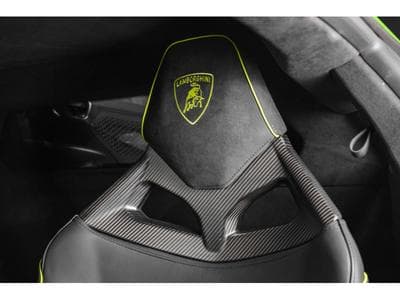 Lamborghini Revuelto AD PERSONAM - VERDE CITREA / ROSSO MARS (2025) - Foto 14