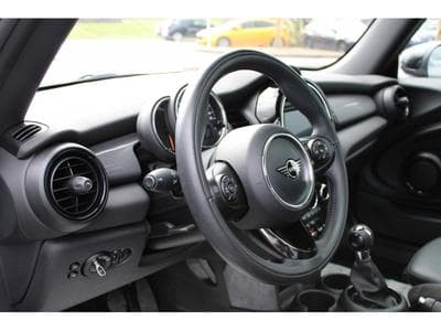 Mini Cooper 1. HAND CUIR BI-XENON NAVI PANO (2020) - Foto 10
