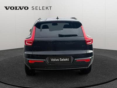 Volvo XC40 B4 Black Edition Plus / Essence (2025) - Foto 4