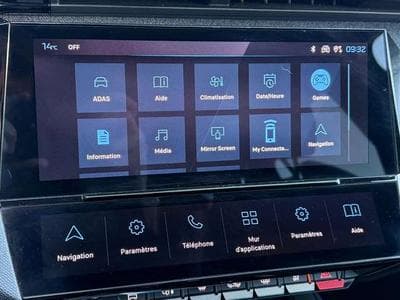 Peugeot 308 308 1.2 PureTech Allure S (2023) - Photo 11