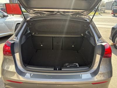 Mercedes A 180 AMG LINE (2024) - Photo 7