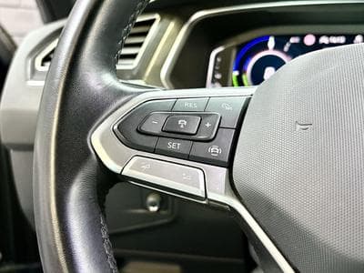 VW Tiguan Life ACTIVE 1.4 eHybrid TSI 245CV DSG6 *Caméra* (2022) - Photo 9