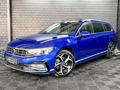 VW Passat Variant SW 2.0 TDI R-Line DSG *IQ.LIGHT *PANO* CUIR *360°* A (2020) - Photo 1