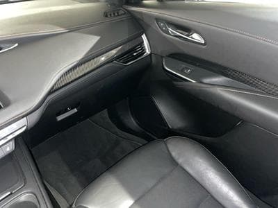 Cadillac XT4 2.0 SPORT 350T 4WD (2022) - Photo 9