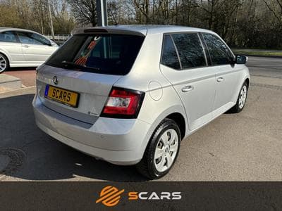 Skoda Fabia 1.0 Tsi 110cv DSG (2018) - Photo 4