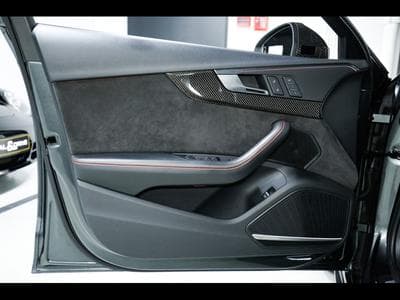 Audi RS4 AVANT 2.9 TFSI QUATTRO TIPTRONIC – AUDI EXCLUSIVE CARBON DES (2018) - Photo 9