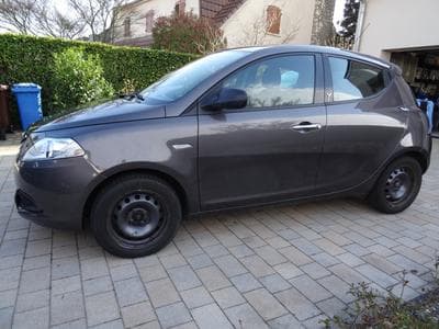 Lancia Ypsilon 0.9 Automatique (2013) - Photo 13