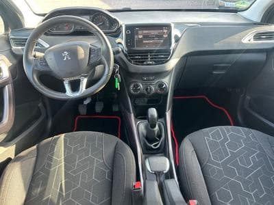 Peugeot 2008 2008 Active *LED*PDC*SHZ*AHK*Euro6* (2016) - Photo 10