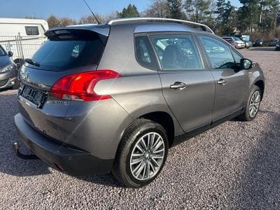 Peugeot 2008 2008 Active *LED*PDC*SHZ*AHK*Euro6* (2016) - Photo 4