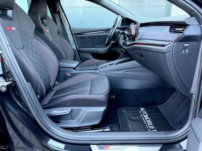 Skoda Octavia Octavia Combi RS 2.0 TDI DSG 4x4 /LED/ACC/AHK/ (2021) - Foto 13