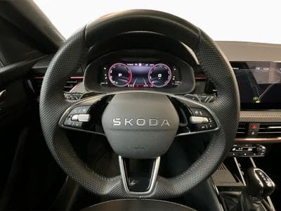 Skoda Scala Monte-Carlo+DSG+Pano+LED (2025) - Photo 12