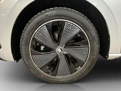 Skoda Scala Monte-Carlo+DSG+Pano+LED (2025) - Photo 8