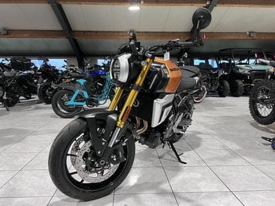 Suzuki GSX-8T (2026) - Photo 2