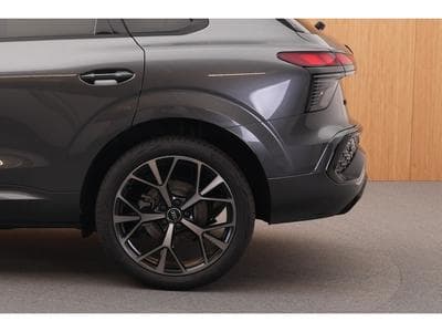 Audi Q3 35 TFSI S line 110 kW-150CV S tronic - Jantes 20" - Attelage (2026) - Foto 15