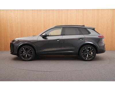 Audi Q3 35 TFSI S line 110 kW-150CV S tronic - Jantes 20" - Attelage (2026) - Foto 4