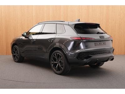 Audi Q3 35 TFSI S line 110 kW-150CV S tronic - Jantes 20" - Attelage (2026) - Foto 5