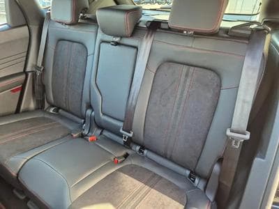 Ford Kuga 2.5 PHEV 242 Auto ST-Line X (2026) - Foto 9