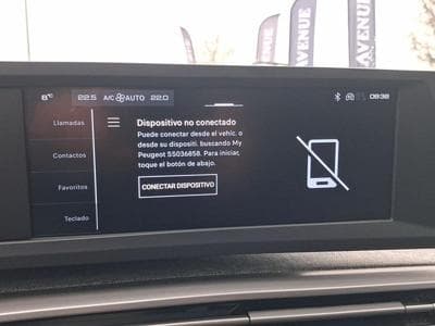 PEUGEOT 5008 Hybrid 145ch Allure e-DCS6 (2025) - Photo 11