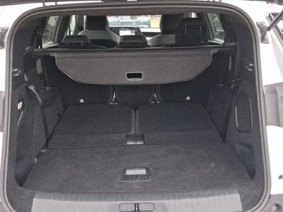 PEUGEOT 5008 Hybrid 145ch Allure e-DCS6 (2025) - Photo 9
