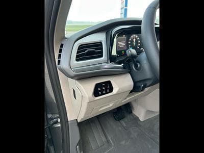 VW T7 LIFE (2026) - Photo 4
