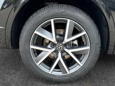 VW Touareg R FINAL EDITION (2026) - Photo 12