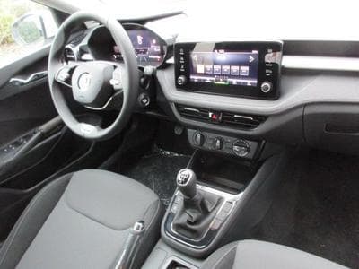 Skoda Fabia Selection 1.0 TSI (2024) - Photo 2