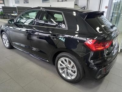 Audi A1 Sportback S line (2024) - Photo 4