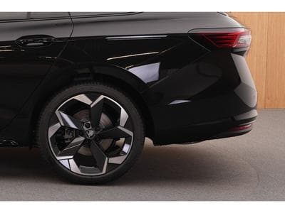 Skoda Superb Combi Sportline 2.0 TSI DSG7 150kW-204CV - Attelage - DCC+ - (2025) - Photo 14