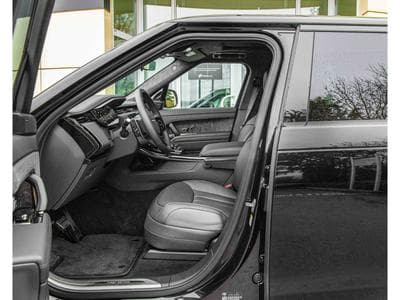 Land-Rover Range Rover Sport P530 V8 FIRST EDITION BLACK PACK (2023) - Photo 12