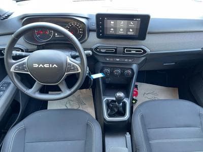 Dacia Jogger 1.0 TCe Expression 7pl. (2025) - Foto 7