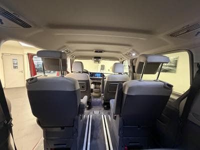 VW Multivan T7 Life  hybrid 218 CV / 160 kW DSG (2022) - Photo 6