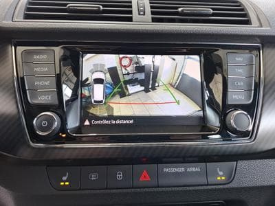 Skoda Fabia 1.0 TSI  MONTE CARLO, LED, CAMERA, PANORAMIQUE, ALU 17'',NAV (2019) - Foto 14