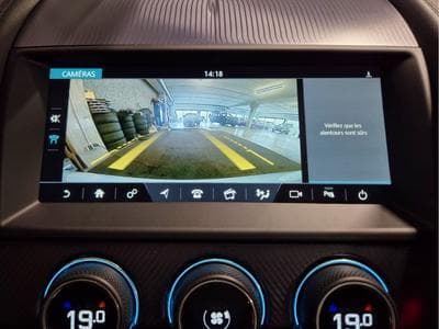 Jaguar F-Type 3.0 V6 P-340 COUPE R-DYNAMIC MERIDIAN PANO CUIR NAVI 1 HAND (2019) - Foto 10