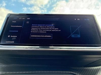 PEUGEOT 2008 1.2 100ch S&S Allure (2024) - Photo 7