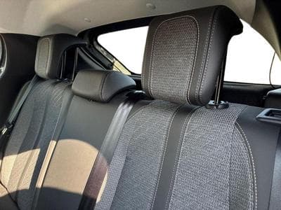 PEUGEOT 208 1.2 Hybrid 100ch Allure e-DCS6 (2024) - Photo 4