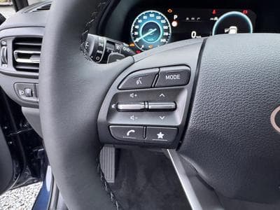 Hyundai i30 1.5 T-GDI 140 DCT Trend + (2025) - Foto 11