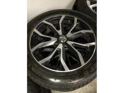 Jantes et pneus – 17" - Photo 1