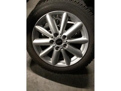 Jantes alu + Pneus h 16" 175/60 R16 86H (2026) - Photo 1