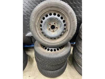 Jantes acier + Pneus 15" 175/60 R15 81H (2026) - Foto 1