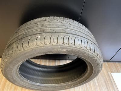 Tires – 17" - Photo 1