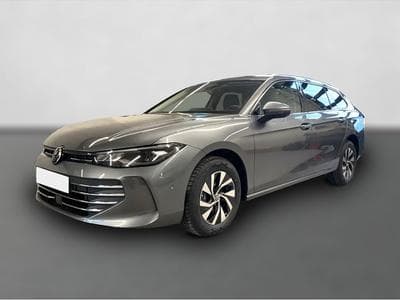 VW Passat (2024) - Foto 1