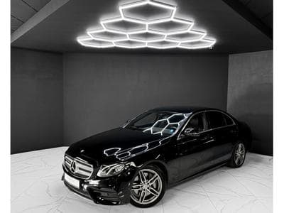 Mercedes E 300 Limousine (2017) - Photo 1