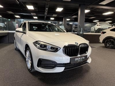 BMW 116 ADVANTAGE DKG7 (2023) - Foto 1