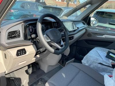 VW T7 eHybrid 4M Business (2026) - Photo 1