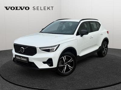 Volvo XC40 B3 Plus Dark / Essence (2025) - Foto 1